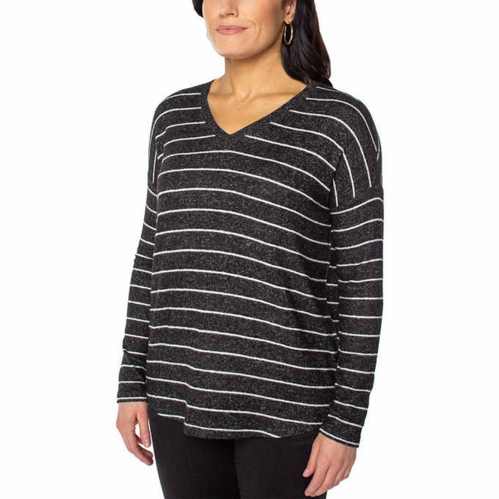 Well Worn Ladies' V-Neck Top Black with White Stripe - Picture 4 of 4